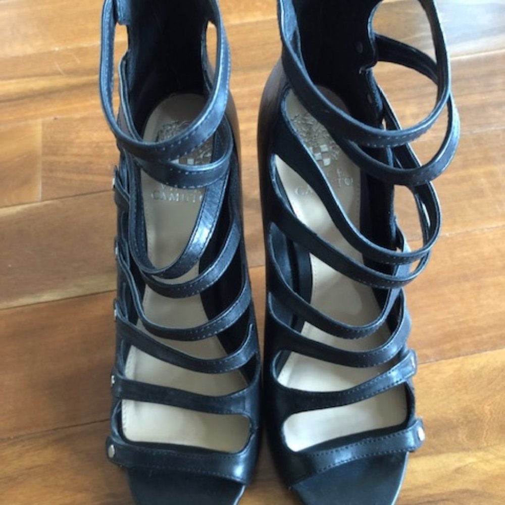 Vince Camuto 10